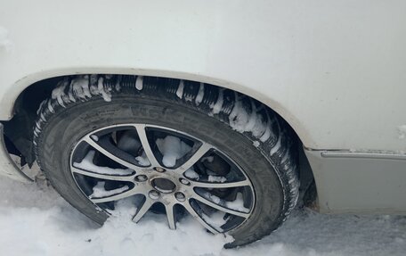 Mercedes-Benz E-Класс, 1993 год, 350 000 рублей, 33 фотография