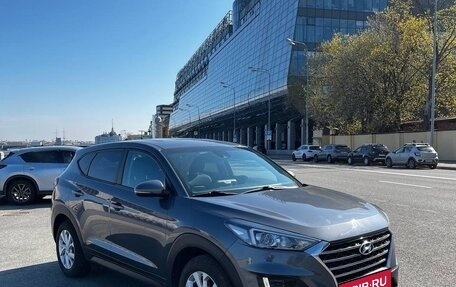 Hyundai Tucson III, 2020 год, 2 250 000 рублей, 2 фотография