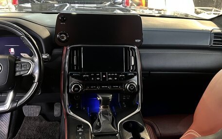 Lexus LX, 2023 год, 17 500 000 рублей, 9 фотография