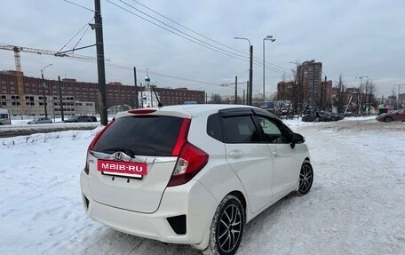 Honda Fit III, 2013 год, 800 000 рублей, 4 фотография