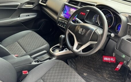 Honda Fit III, 2013 год, 800 000 рублей, 10 фотография