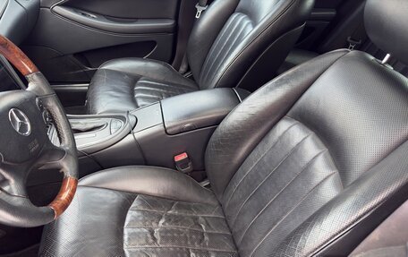 Mercedes-Benz CLS, 2004 год, 1 050 000 рублей, 10 фотография