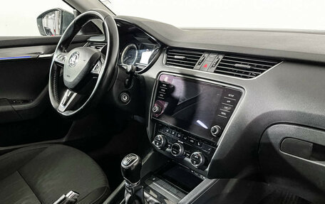 Skoda Octavia, 2017 год, 1 067 000 рублей, 9 фотография