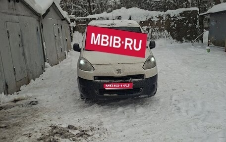 Peugeot Partner II рестайлинг 2, 2014 год, 760 000 рублей, 1 фотография