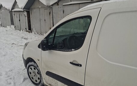 Peugeot Partner II рестайлинг 2, 2014 год, 760 000 рублей, 2 фотография