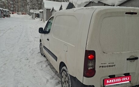 Peugeot Partner II рестайлинг 2, 2014 год, 760 000 рублей, 3 фотография