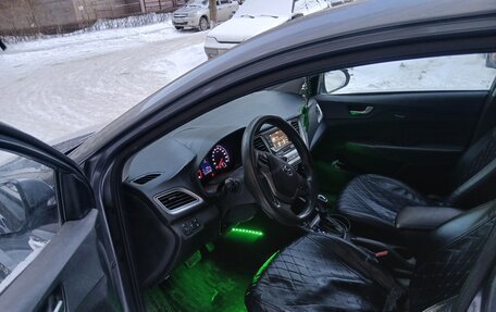 Hyundai Solaris II рестайлинг, 2019 год, 1 100 000 рублей, 3 фотография