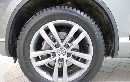 Volkswagen Touareg III, 2017 год, 3 300 000 рублей, 11 фотография