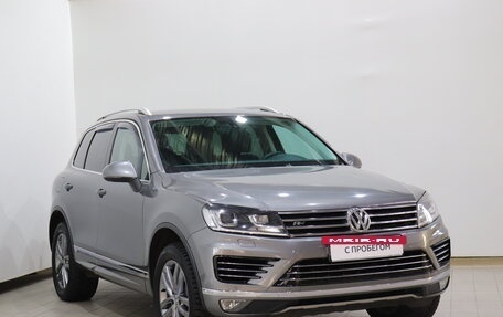 Volkswagen Touareg III, 2017 год, 3 300 000 рублей, 2 фотография