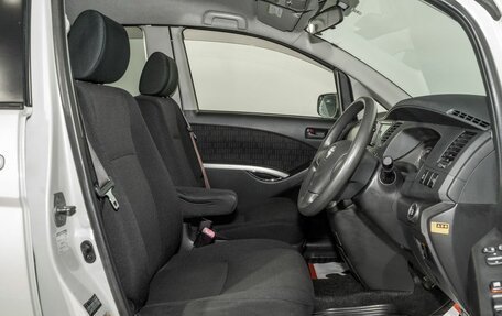 Toyota ISis I, 2012 год, 1 200 000 рублей, 5 фотография