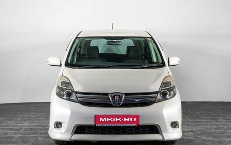 Toyota ISis I, 2012 год, 1 200 000 рублей, 2 фотография