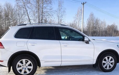 Volkswagen Touareg III, 2012 год, 1 750 000 рублей, 2 фотография