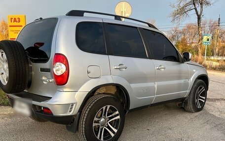 Chevrolet Niva I рестайлинг, 2012 год, 460 000 рублей, 3 фотография