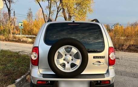 Chevrolet Niva I рестайлинг, 2012 год, 460 000 рублей, 4 фотография