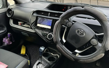 Toyota Aqua I, 2020 год, 1 380 000 рублей, 6 фотография