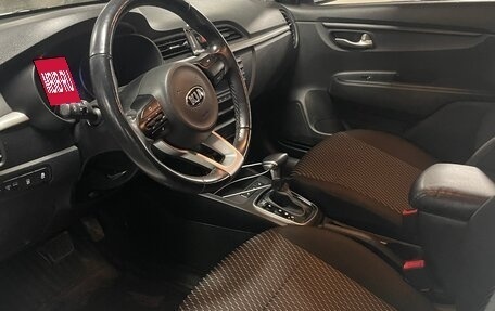 KIA Rio IV, 2018 год, 1 990 000 рублей, 9 фотография