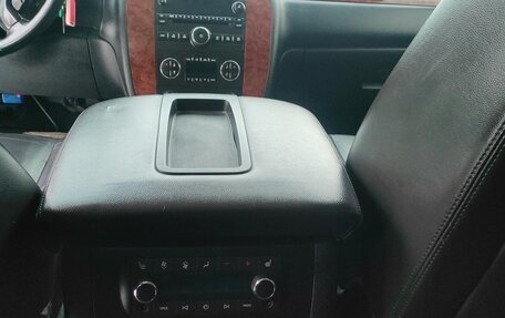 Chevrolet Tahoe III, 2008 год, 1 650 000 рублей, 15 фотография