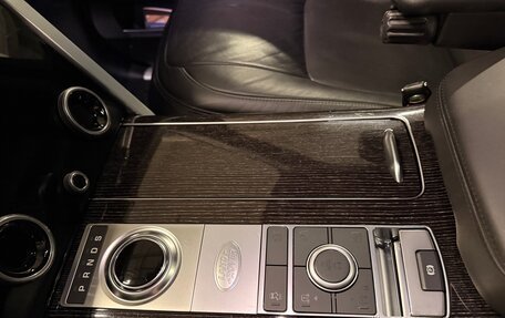 Land Rover Range Rover IV рестайлинг, 2020 год, 12 000 000 рублей, 7 фотография