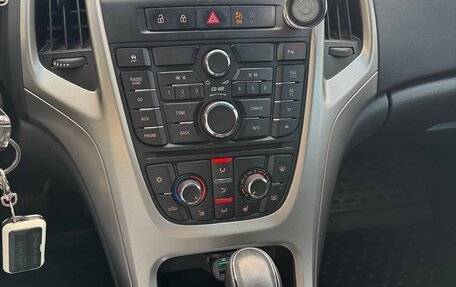 Opel Astra J, 2011 год, 765 000 рублей, 11 фотография