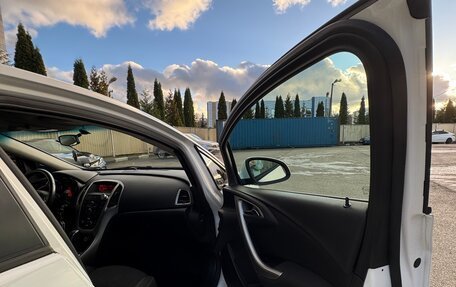 Opel Astra J, 2011 год, 765 000 рублей, 5 фотография