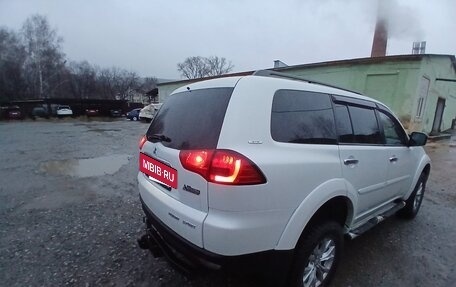 Mitsubishi Pajero Sport II рестайлинг, 2014 год, 2 050 000 рублей, 7 фотография