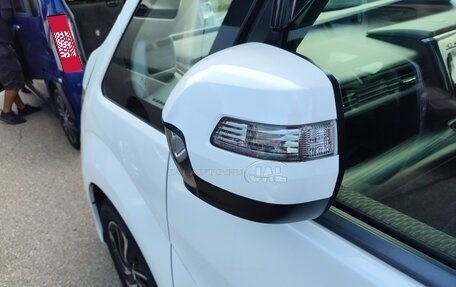 Honda Stepwgn IV, 2015 год, 2 000 000 рублей, 30 фотография