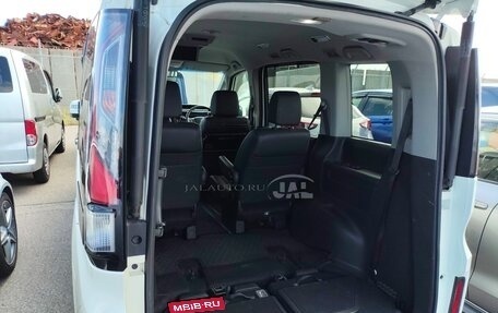 Honda Stepwgn IV, 2015 год, 2 000 000 рублей, 33 фотография