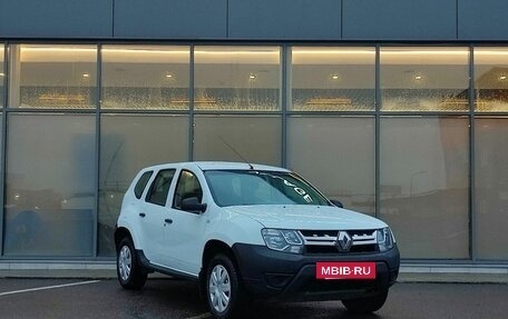 Renault Duster I рестайлинг, 2017 год, 595 000 рублей, 2 фотография