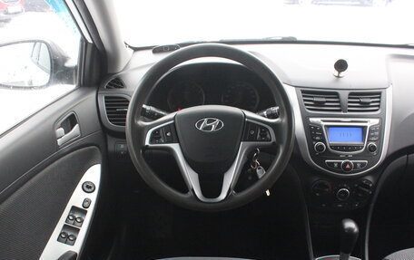 Hyundai Solaris II рестайлинг, 2013 год, 737 000 рублей, 16 фотография