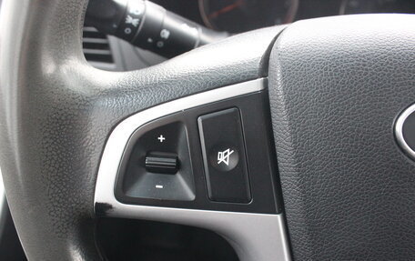 Hyundai Solaris II рестайлинг, 2013 год, 737 000 рублей, 19 фотография