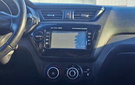 KIA Rio III рестайлинг, 2012 год, 649 000 рублей, 18 фотография