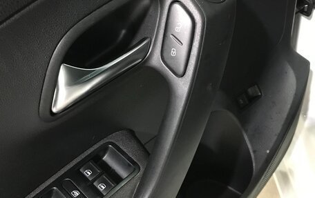 Volkswagen Polo VI (EU Market), 2018 год, 1 350 000 рублей, 9 фотография