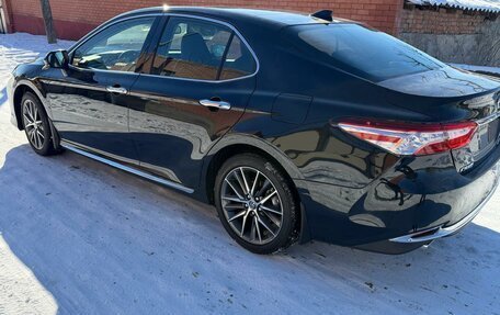 Toyota Camry, 2023 год, 4 900 000 рублей, 7 фотография