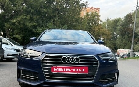 Audi A4, 2017 год, 2 450 000 рублей, 2 фотография