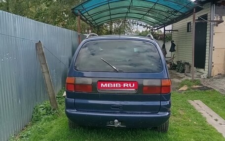 Volkswagen Sharan I рестайлинг, 2000 год, 320 000 рублей, 2 фотография