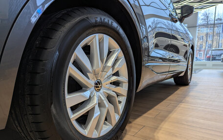 Volkswagen Touareg III, 2025 год, 8 900 000 рублей, 6 фотография