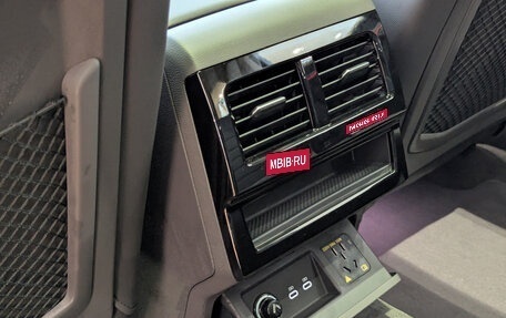 Volkswagen Touareg III, 2025 год, 8 900 000 рублей, 26 фотография