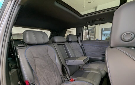 Volkswagen Teramont, 2025 год, 6 690 000 рублей, 34 фотография