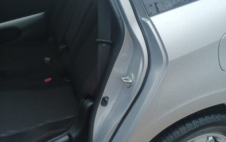 Honda Stream II, 2010 год, 1 400 000 рублей, 6 фотография