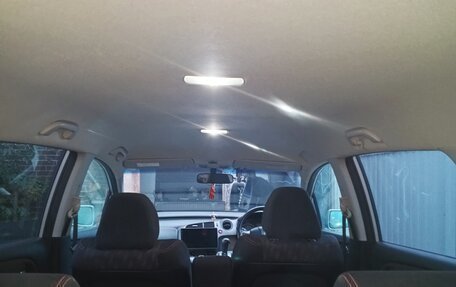 Honda Stream II, 2010 год, 1 400 000 рублей, 8 фотография