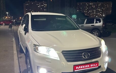 Toyota RAV4, 2010 год, 1 600 000 рублей, 3 фотография