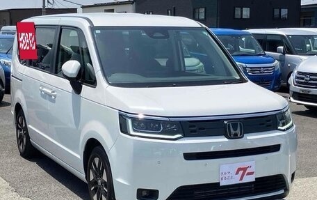 Honda Stepwgn, 2022 год, 2 212 000 рублей, 3 фотография