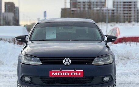 Volkswagen Jetta VI, 2012 год, 899 000 рублей, 2 фотография