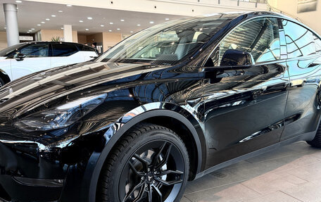 Tesla Model Y I, 2023 год, 5 500 000 рублей, 2 фотография