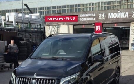 Mercedes-Benz V-Класс, 2019 год, 4 940 000 рублей, 1 фотография