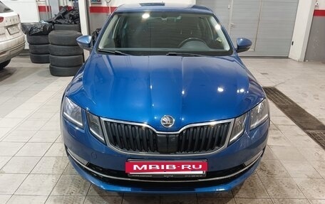 Skoda Octavia, 2018 год, 1 800 000 рублей, 8 фотография