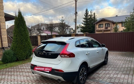 Volvo V40 Cross Country I, 2019 год, 2 300 000 рублей, 3 фотография