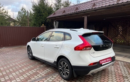 Volvo V40 Cross Country I, 2019 год, 2 300 000 рублей, 4 фотография