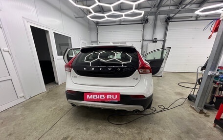 Volvo V40 Cross Country I, 2019 год, 2 300 000 рублей, 9 фотография