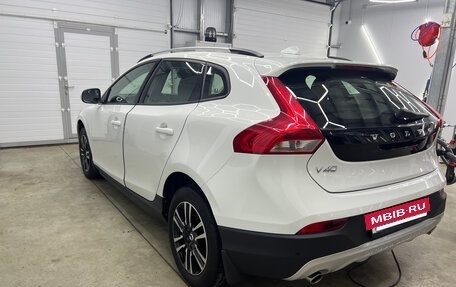 Volvo V40 Cross Country I, 2019 год, 2 300 000 рублей, 8 фотография